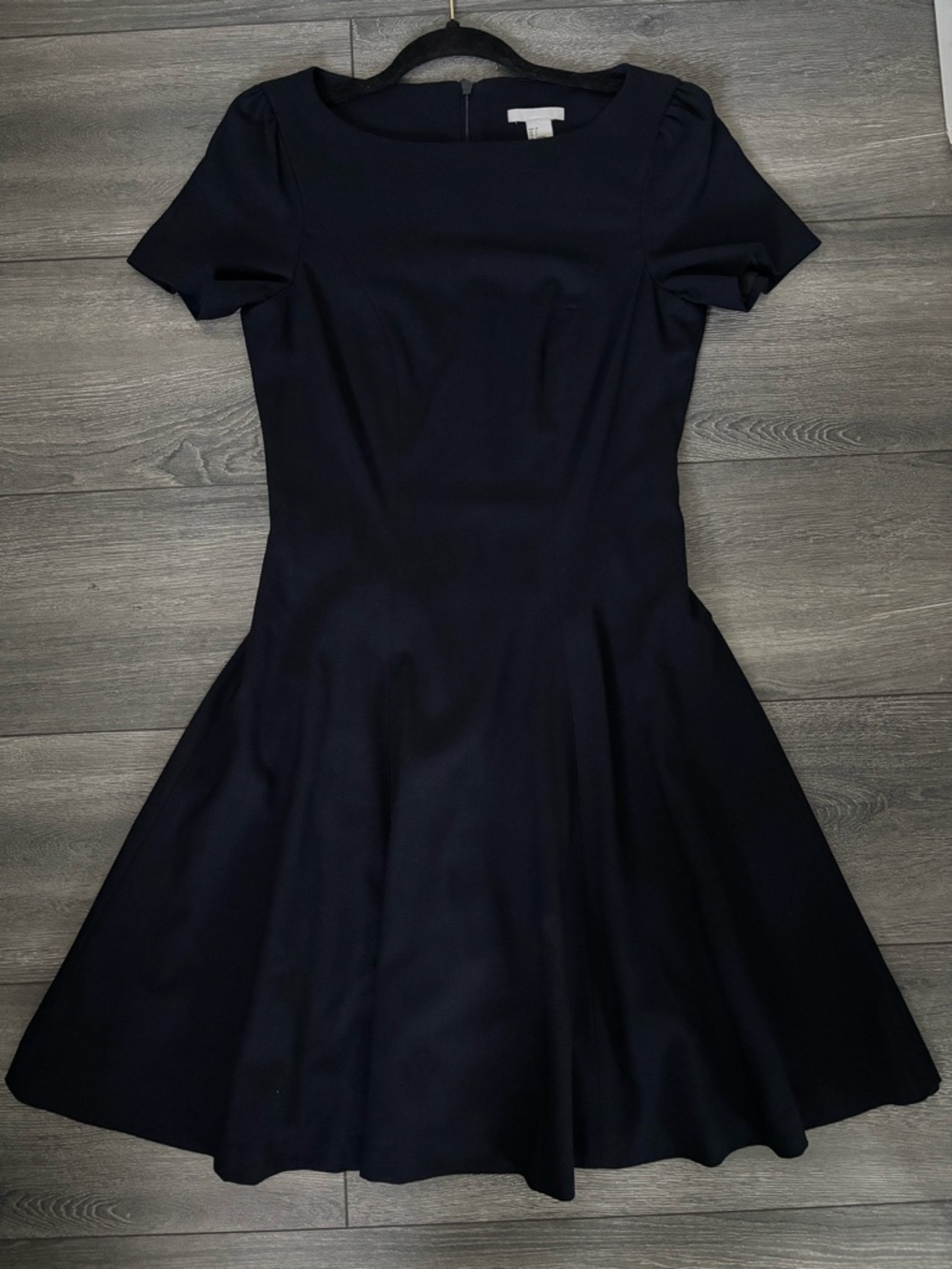 H&M | Navy Short-Sleeve Knee Length Dress